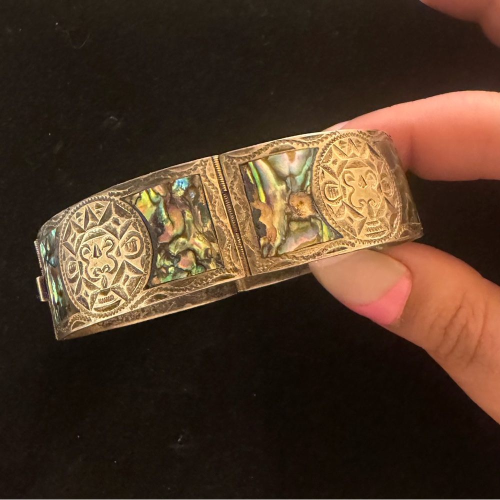 Vintage Abalone and Sterling Mexican Bracelet - Picture 3 of 15